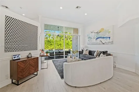 765 Bayside Lane Weston FL 33326