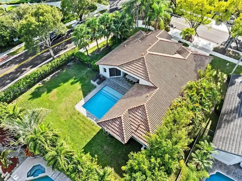 765 Bayside Lane Weston FL 33326