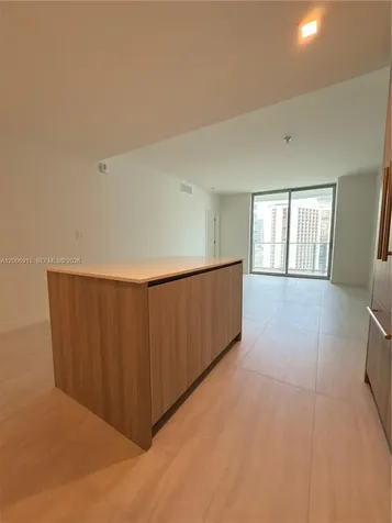 77 SE 5th Street Miami FL 33131