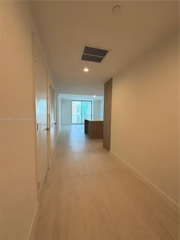 77 SE 5th Street Miami FL 33131