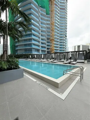 77 SE 5th Street Miami FL 33131