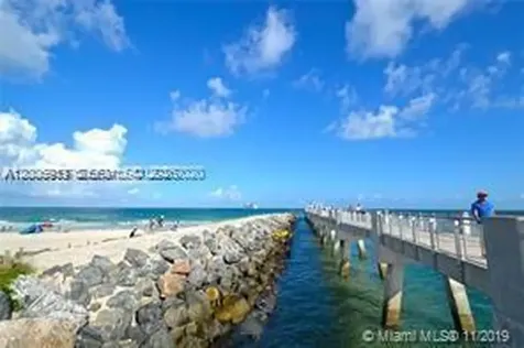 820 3rd Street Miami Beach FL 33139