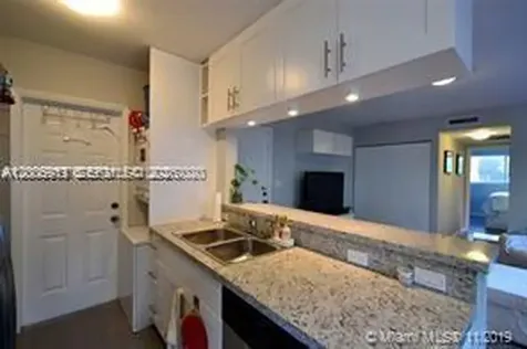 820 3rd Street Miami Beach FL 33139
