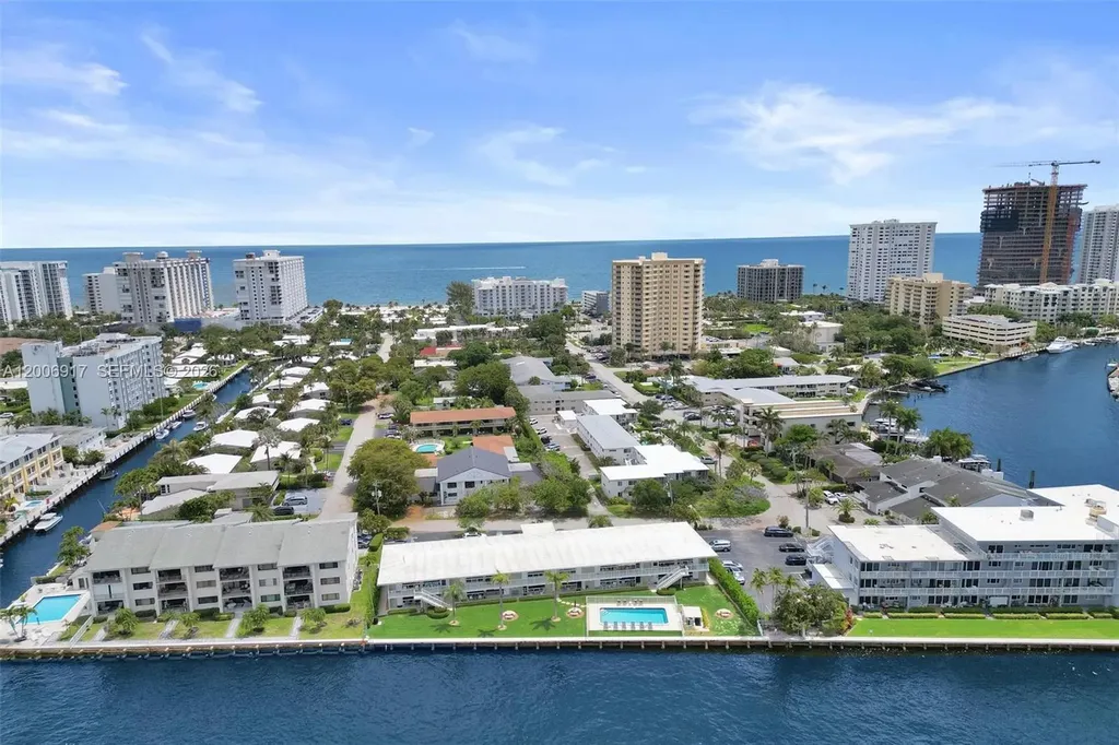 1105 S Riverside Drive Pompano Beach FL 33062