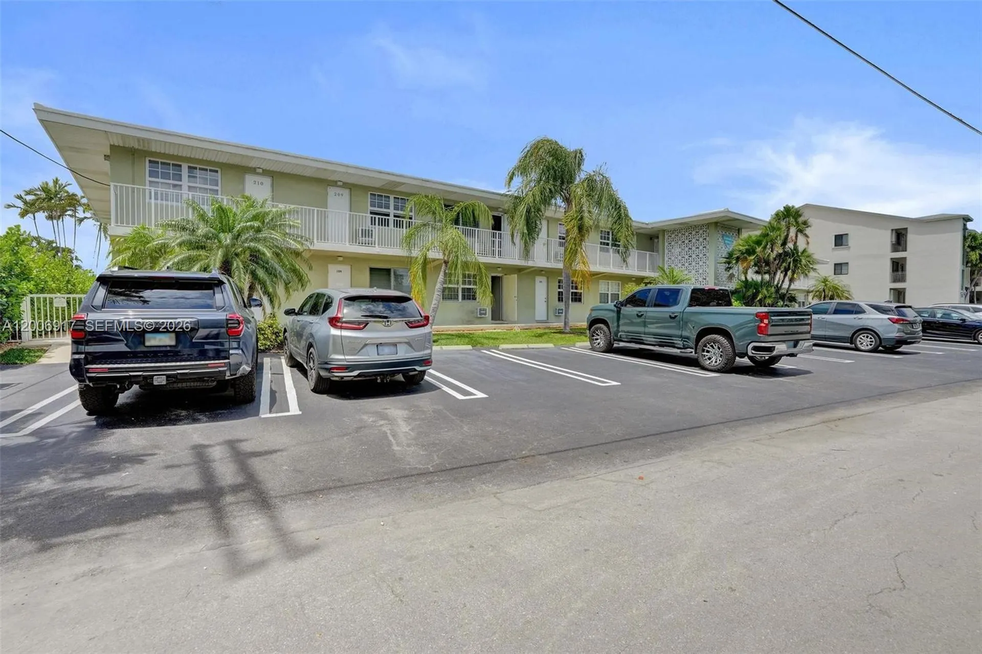 1105 S Riverside Drive Pompano Beach FL 33062