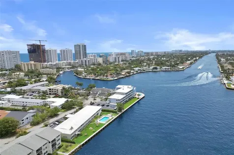 1105 S Riverside Drive Pompano Beach FL 33062