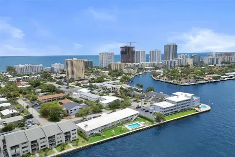 1105 S Riverside Drive Pompano Beach FL 33062