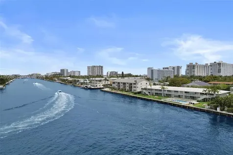 1105 S Riverside Drive Pompano Beach FL 33062