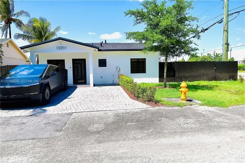 13201 SW 276th Terrace Homestead FL 33032
