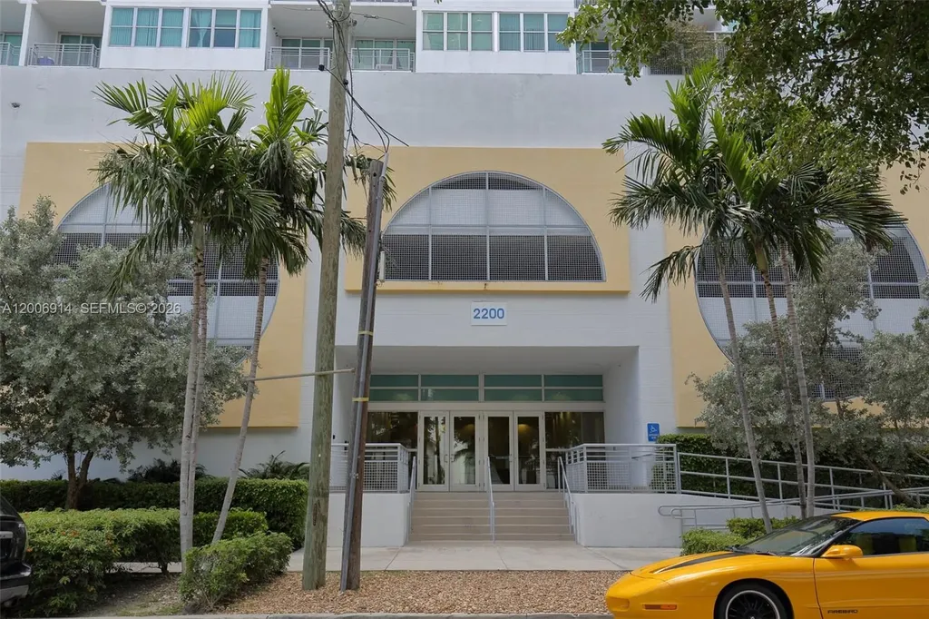 2200 NE 4th Avenue Miami FL 33137
