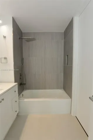 2200 NE 4th Avenue Miami FL 33137