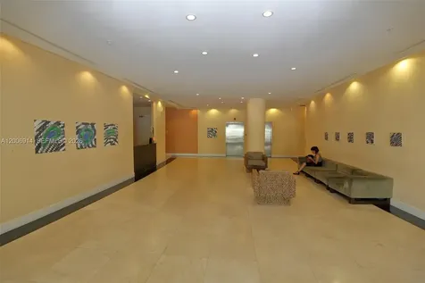 2200 NE 4th Avenue Miami FL 33137