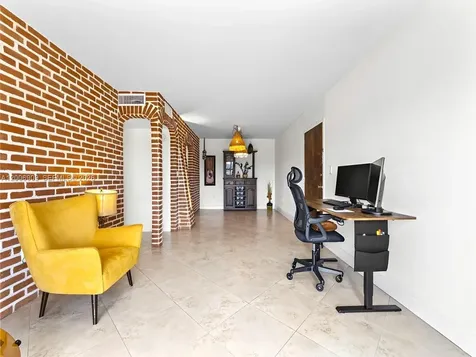 5020 NW 79th Avenue Doral FL 33166