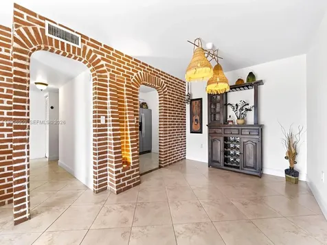5020 NW 79th Avenue Doral FL 33166