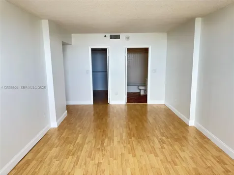 1470 NE 123rd Street North Miami FL 33161