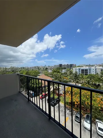 1470 NE 123rd Street North Miami FL 33161