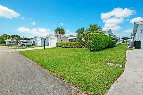 2103 SW 20th Circle Boynton Beach FL 33426