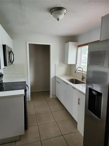 2837 NW 9th Court Fort Lauderdale FL 33311