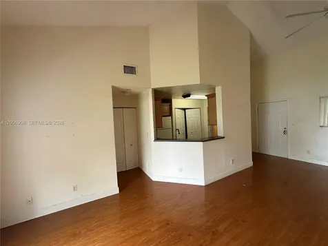3461 NW 44th Street Oakland Park FL 33309