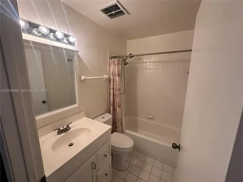 3461 NW 44th Street Oakland Park FL 33309
