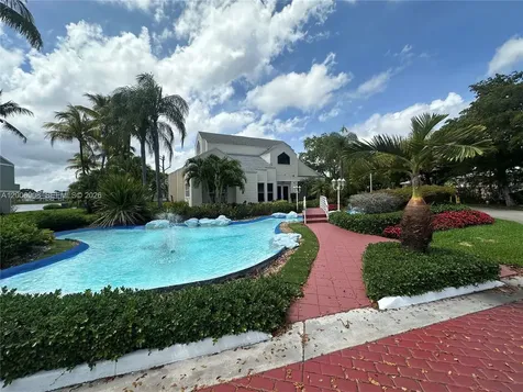 3461 NW 44th Street Oakland Park FL 33309