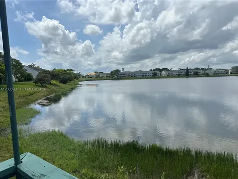 3461 NW 44th Street Oakland Park FL 33309