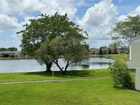 3461 NW 44th Street Oakland Park FL 33309
