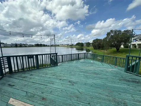 3461 NW 44th Street Oakland Park FL 33309