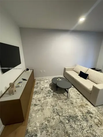 398 NE 5th Street Miami FL 33132
