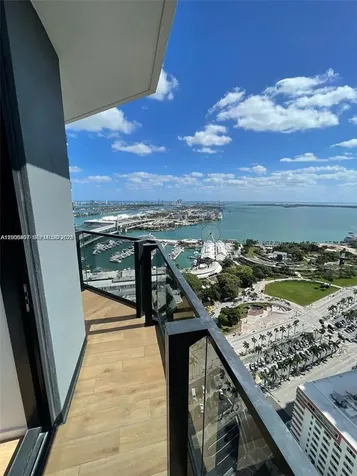 398 NE 5th Street Miami FL 33132