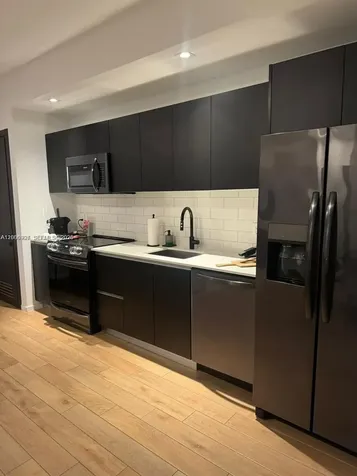 398 NE 5th Street Miami FL 33132