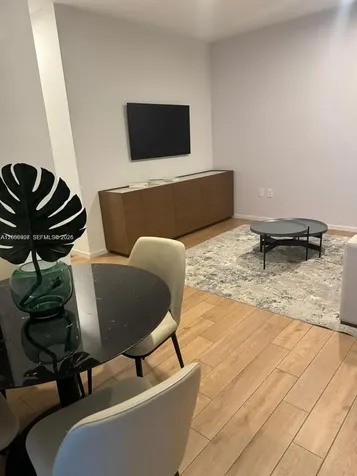 398 NE 5th Street Miami FL 33132