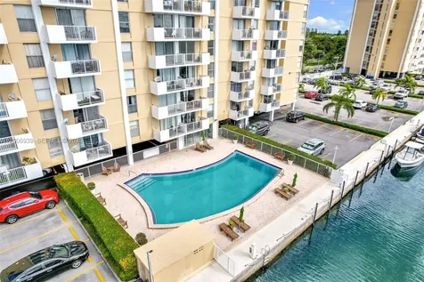 2000 NE 135th Street North Miami FL 33181