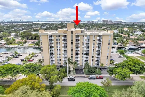 2000 NE 135th Street North Miami FL 33181