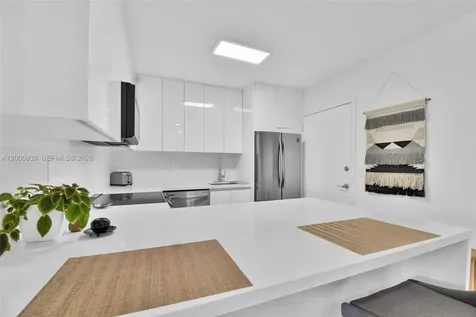 2000 NE 135th Street North Miami FL 33181
