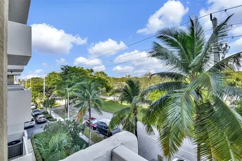 2000 NE 135th Street North Miami FL 33181