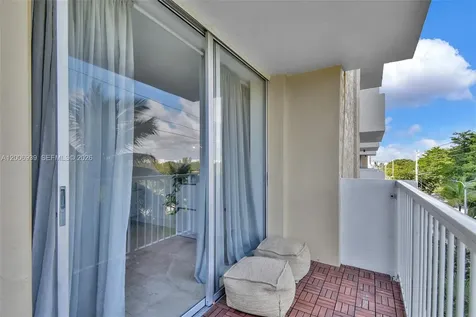 2000 NE 135th Street North Miami FL 33181