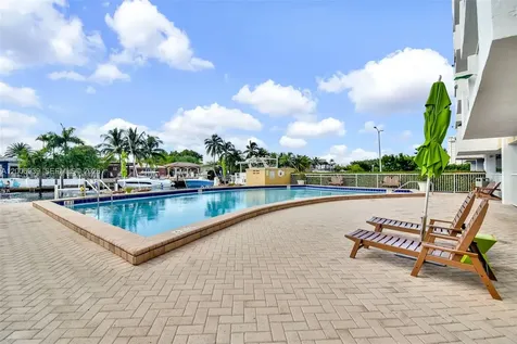 2000 NE 135th Street North Miami FL 33181