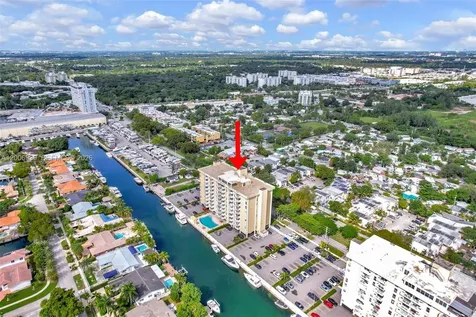 2000 NE 135th Street North Miami FL 33181