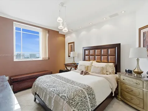 17875 Collins Avenue Sunny Isles Beach FL 33160