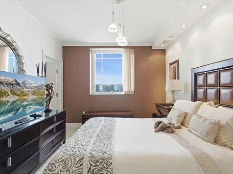 17875 Collins Avenue Sunny Isles Beach FL 33160