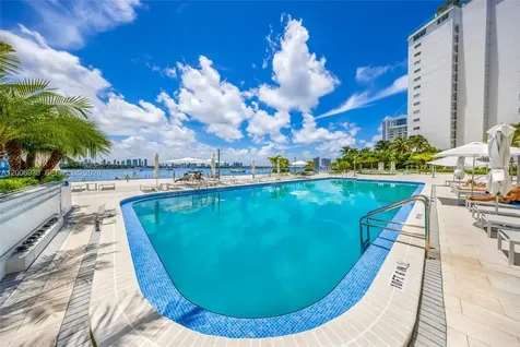 1000 West Avenue Miami Beach FL 33139