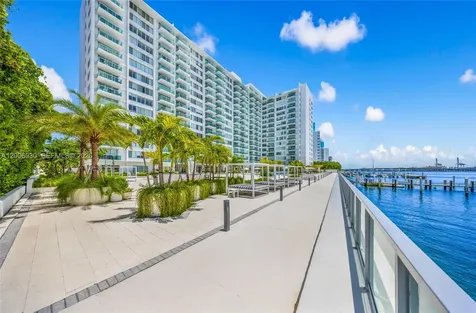 1000 West Avenue Miami Beach FL 33139