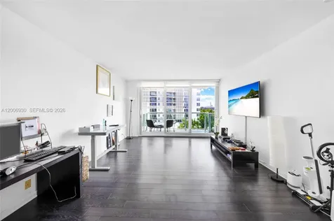 1000 West Avenue Miami Beach FL 33139
