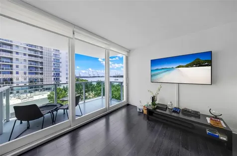 1000 West Avenue Miami Beach FL 33139