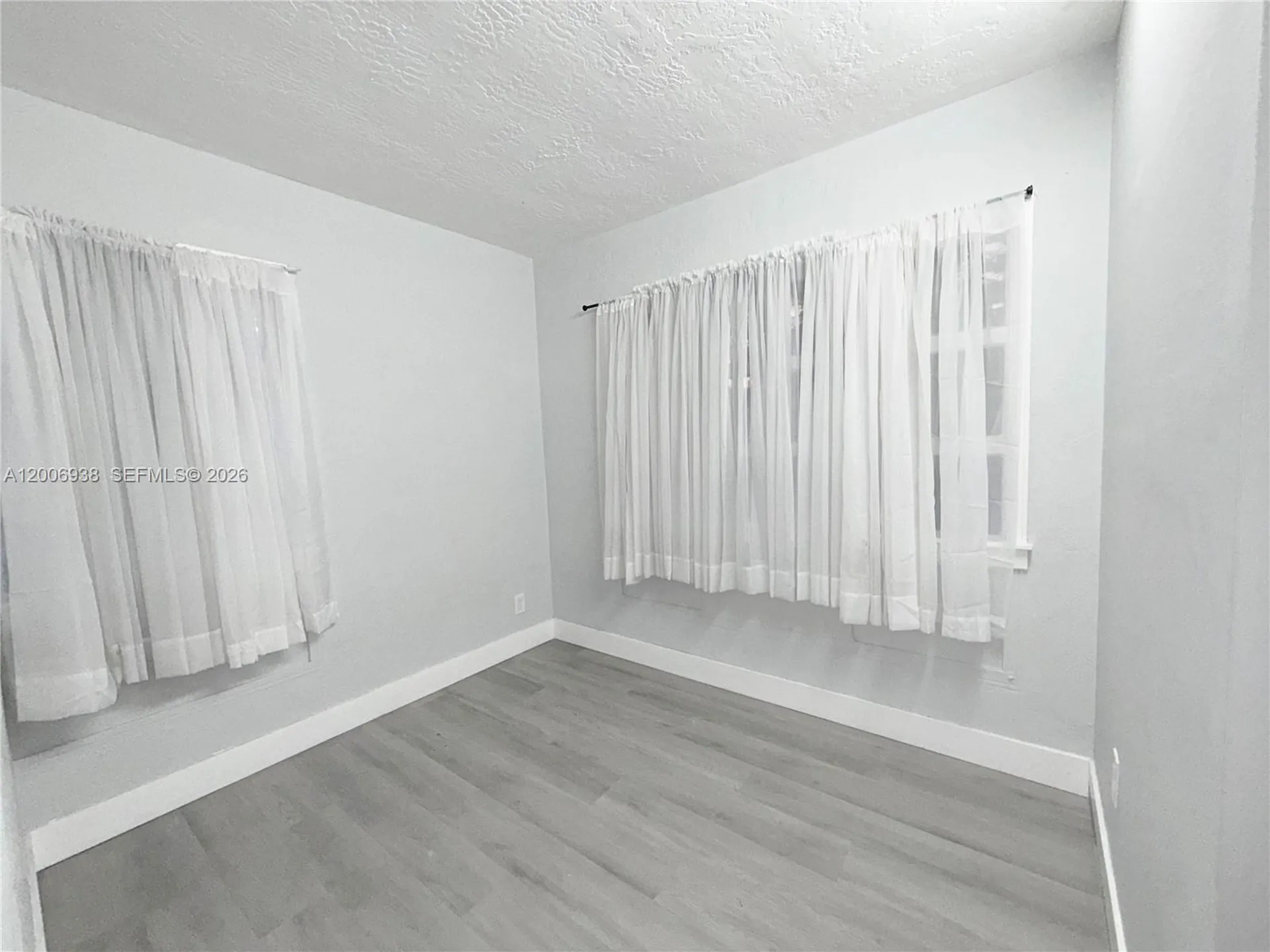 1815 Mckinley Street Hollywood FL 33020