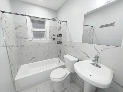 1815 Mckinley Street Hollywood FL 33020