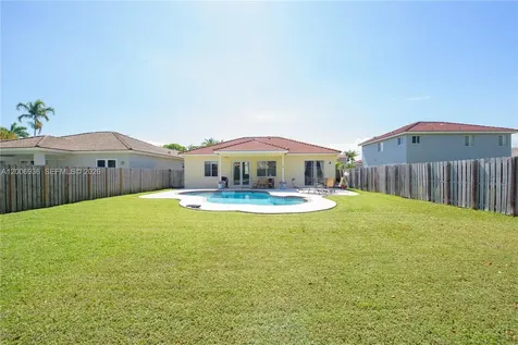 595 SE 30th Drive Homestead FL 33033