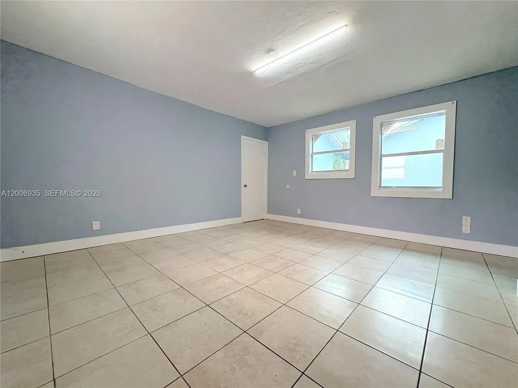 1815 Mckinley Street Hollywood FL 33020