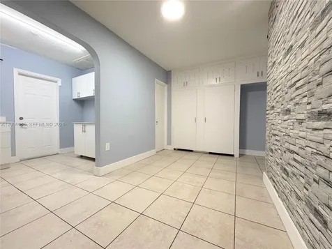 1815 Mckinley Street Hollywood FL 33020